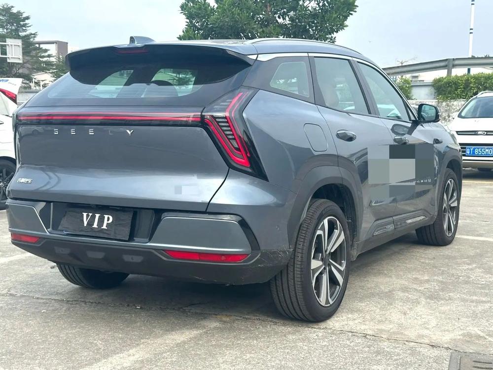 Geely Boyue L