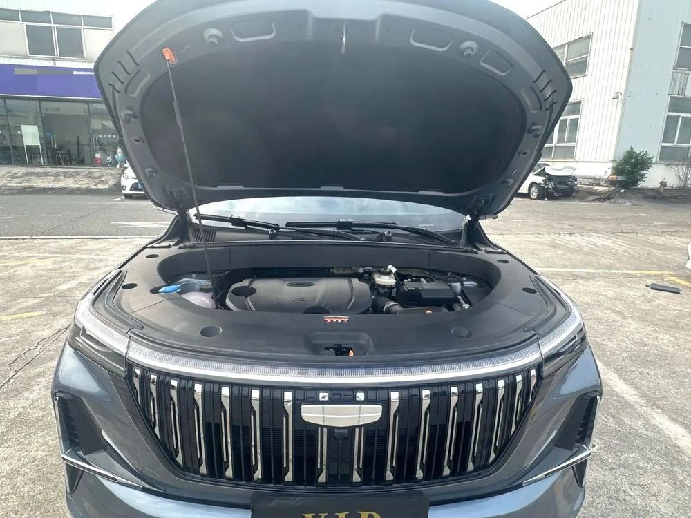 Geely Boyue L