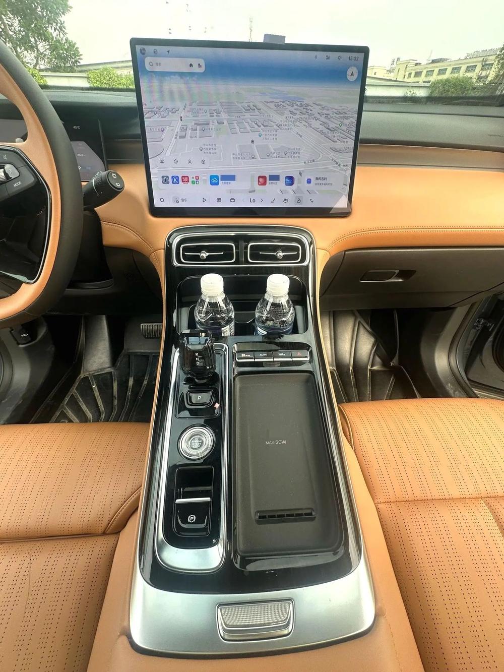 Geely Boyue L