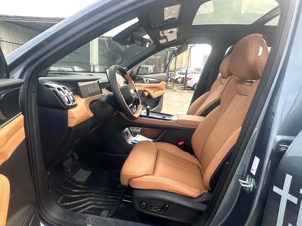 Geely Boyue L