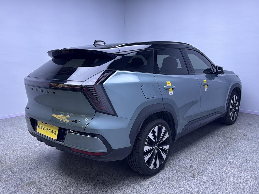 Geely Boyue L