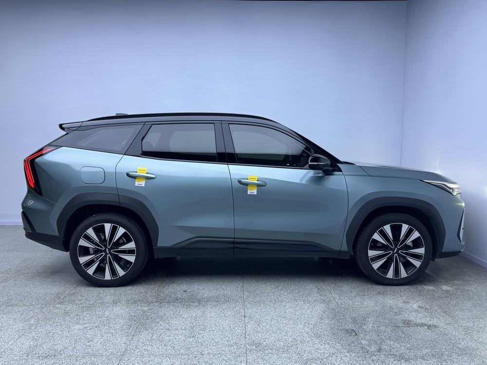 Geely Boyue L