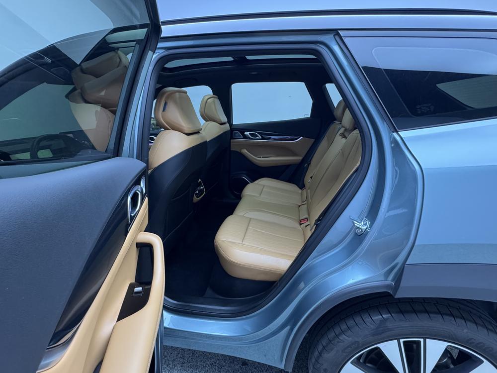 Geely Boyue L