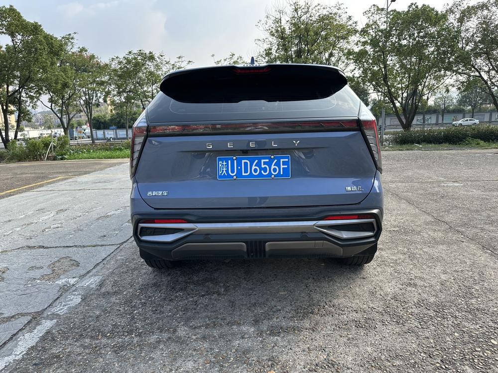 Geely Boyue L