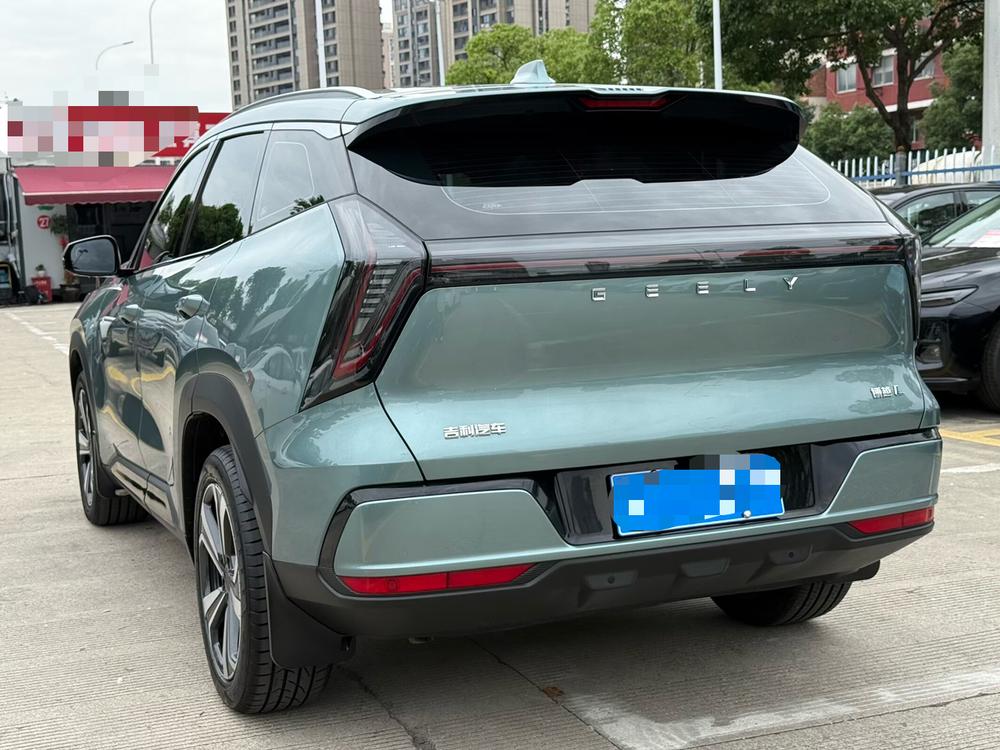 Geely Boyue L