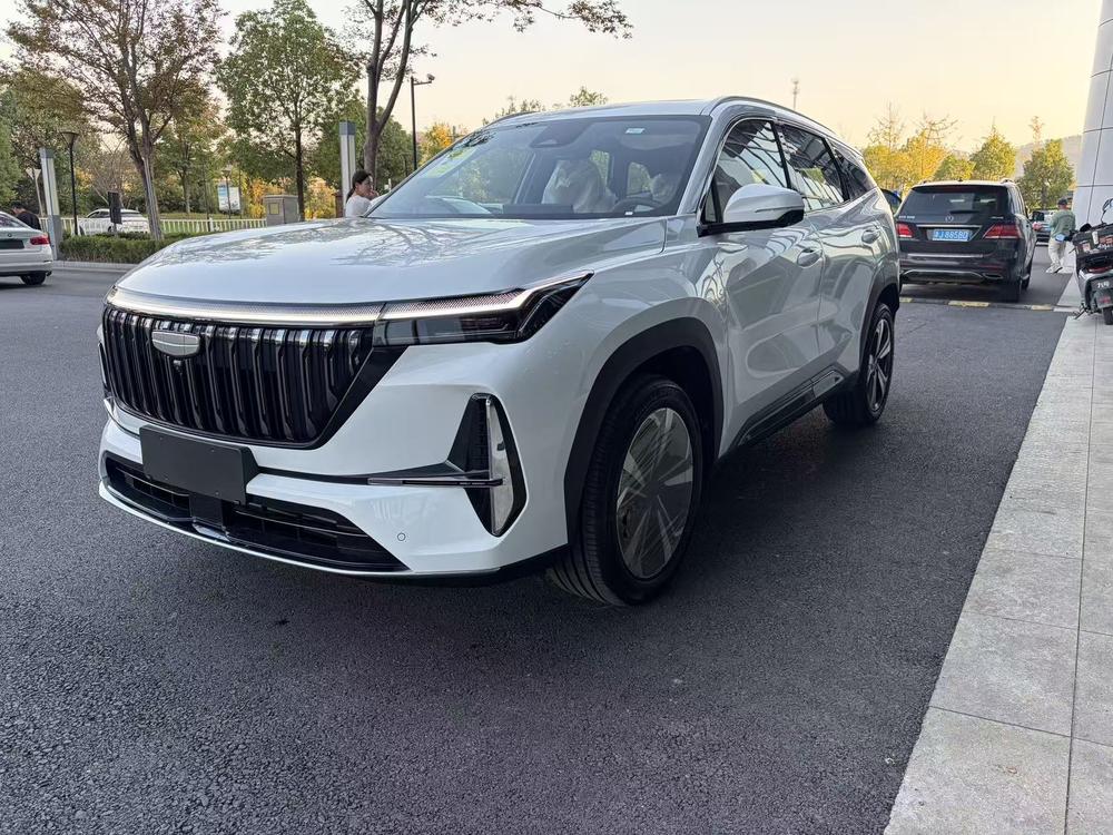 Geely Boyue L