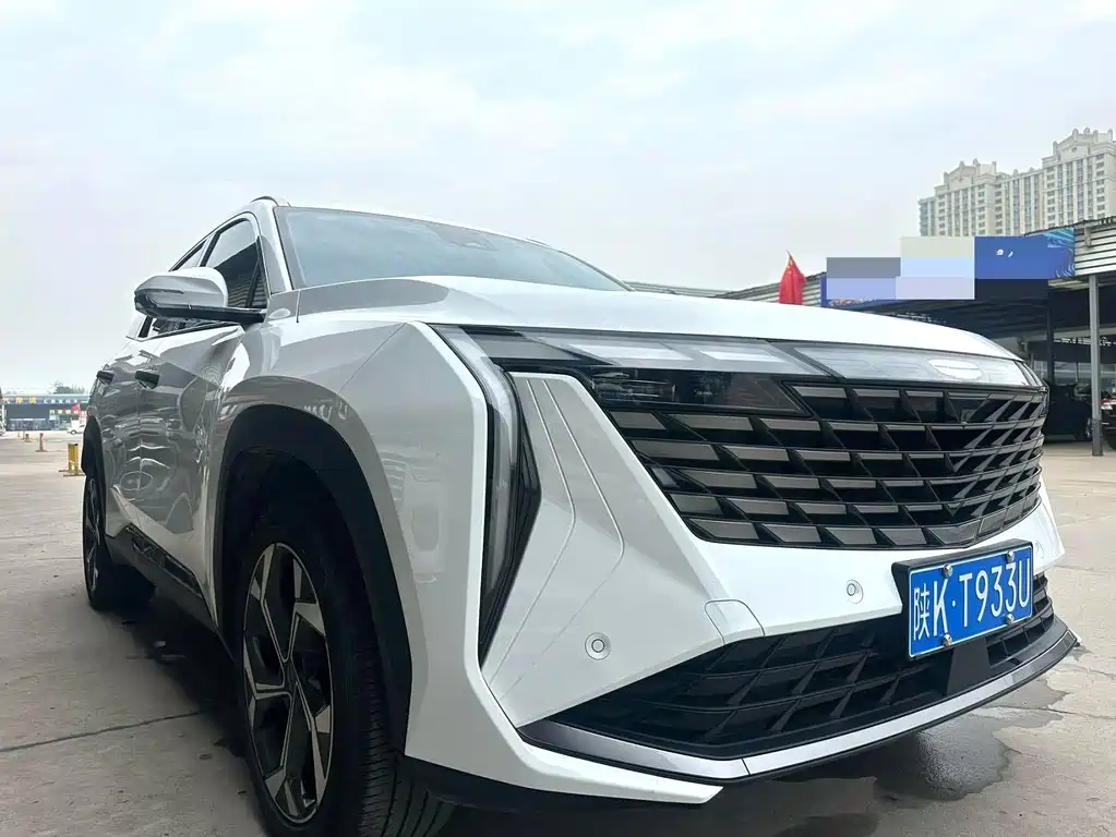 Geely Boyue L