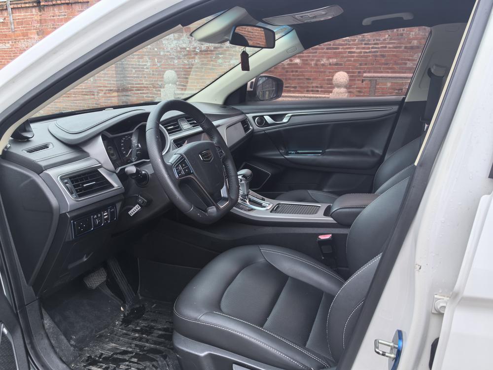 Geely Emgrand GL