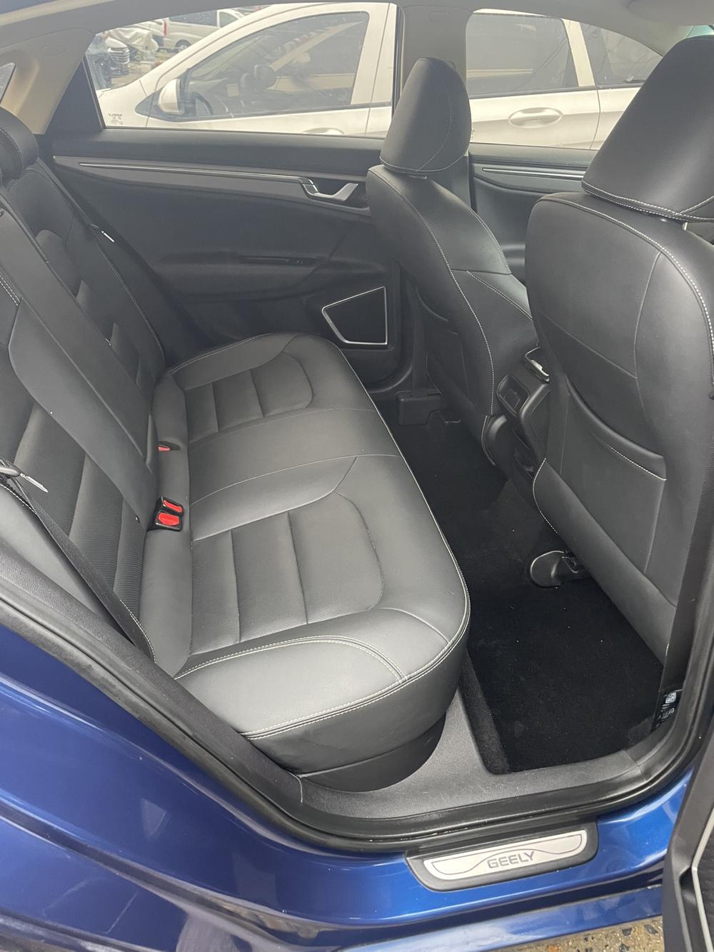 Geely Emgrand GL