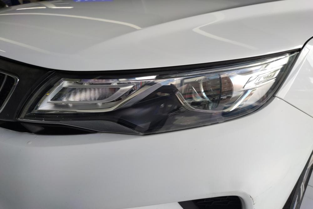 Geely Emgrand GL