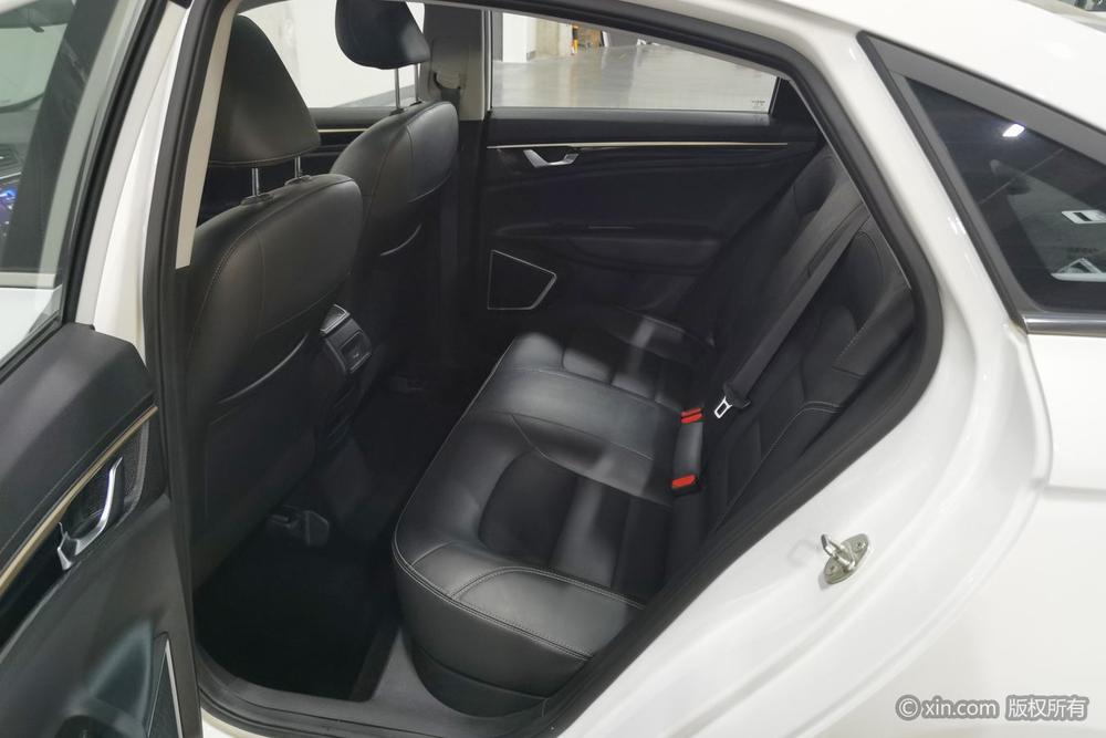 Geely Emgrand GL