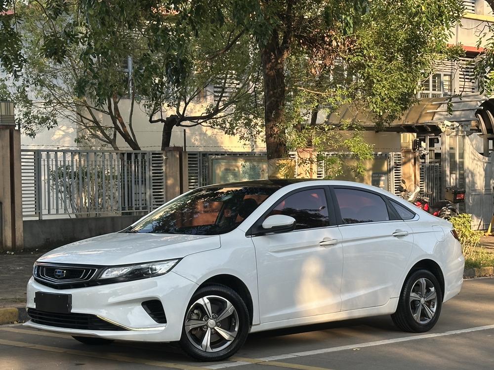 Geely Emgrand GL