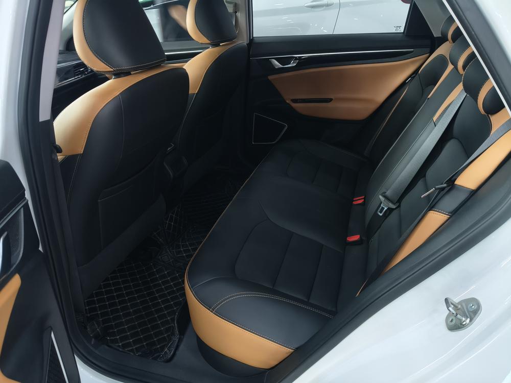 Geely Emgrand GL
