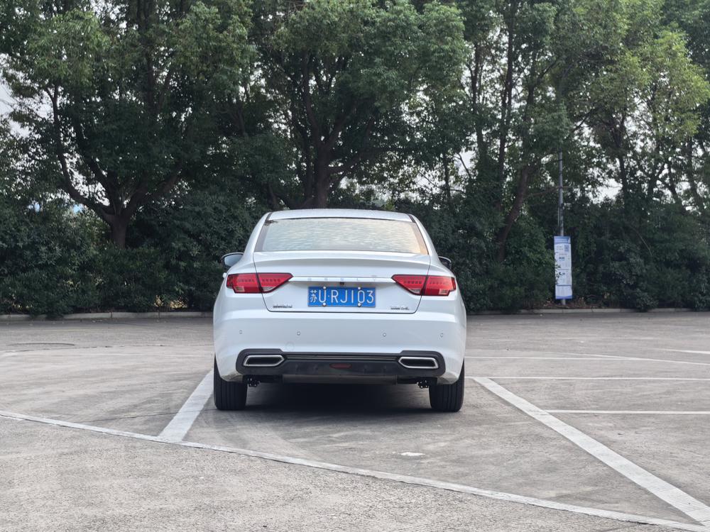 Geely Emgrand GL