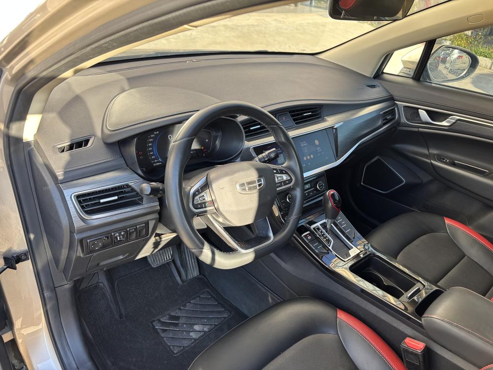 Geely Emgrand GS