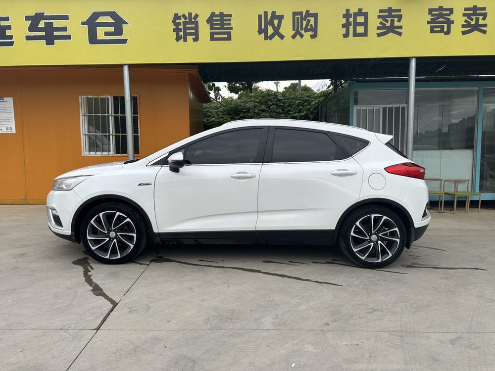 Geely Emgrand GS