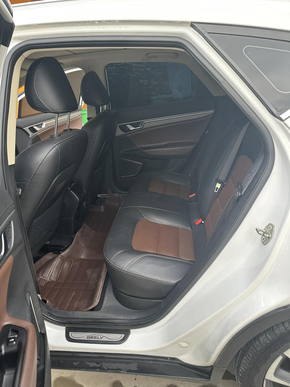 Geely Emgrand GS