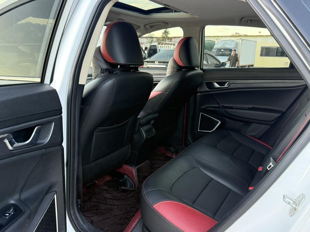 Geely Emgrand GS