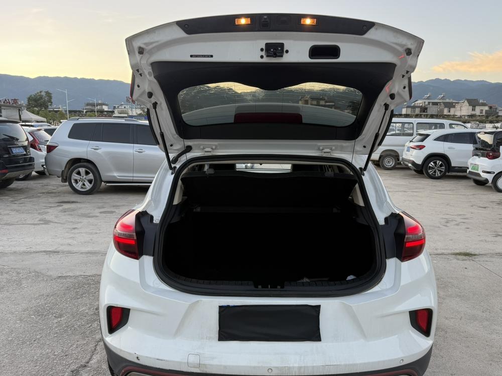 Geely Emgrand GS