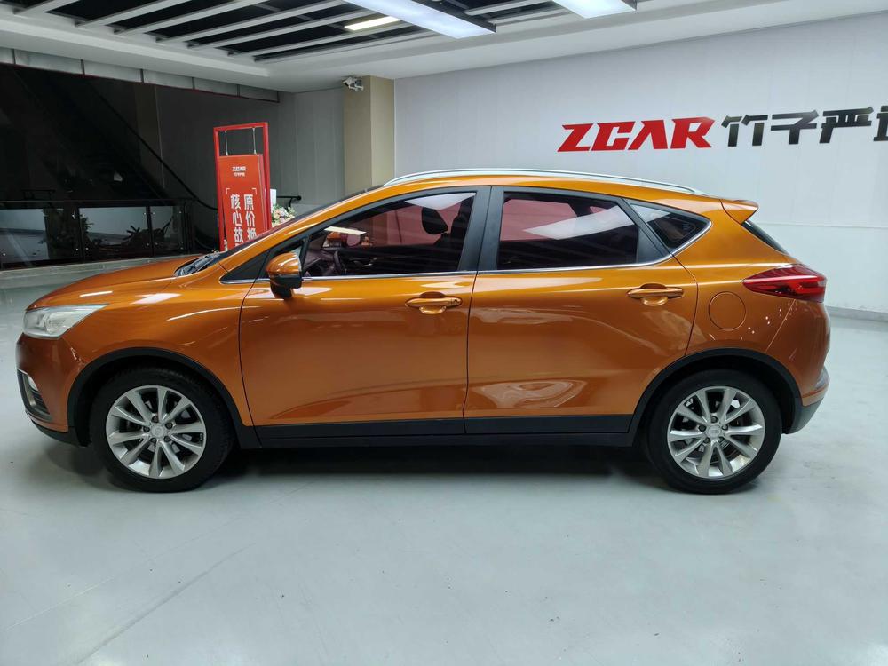 Geely Emgrand GS