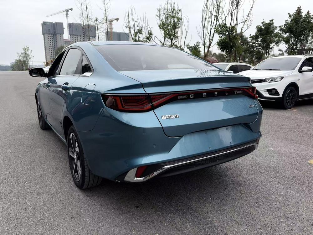 Geely Emgrand L