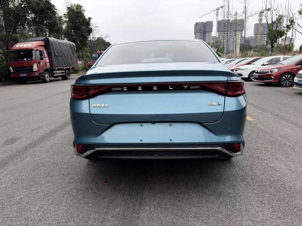 Geely Emgrand L