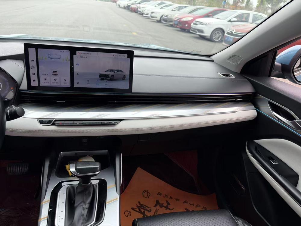 Geely Emgrand L