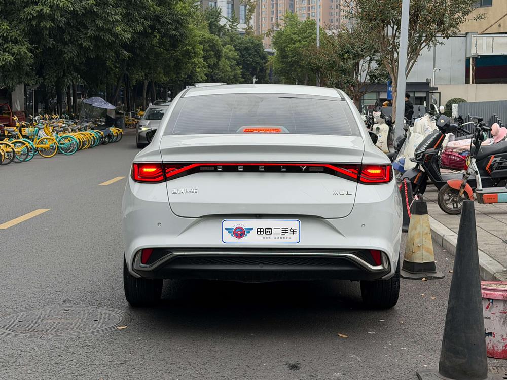 Geely Emgrand L