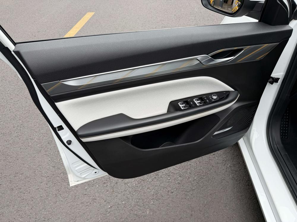 Geely Emgrand L