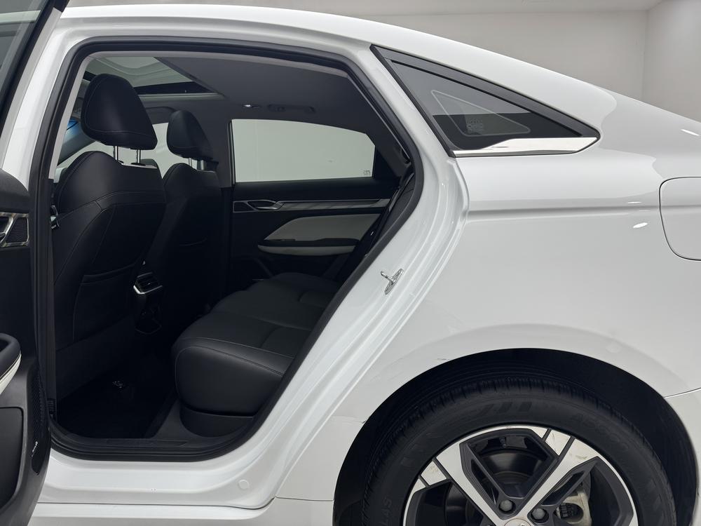 Geely Emgrand L