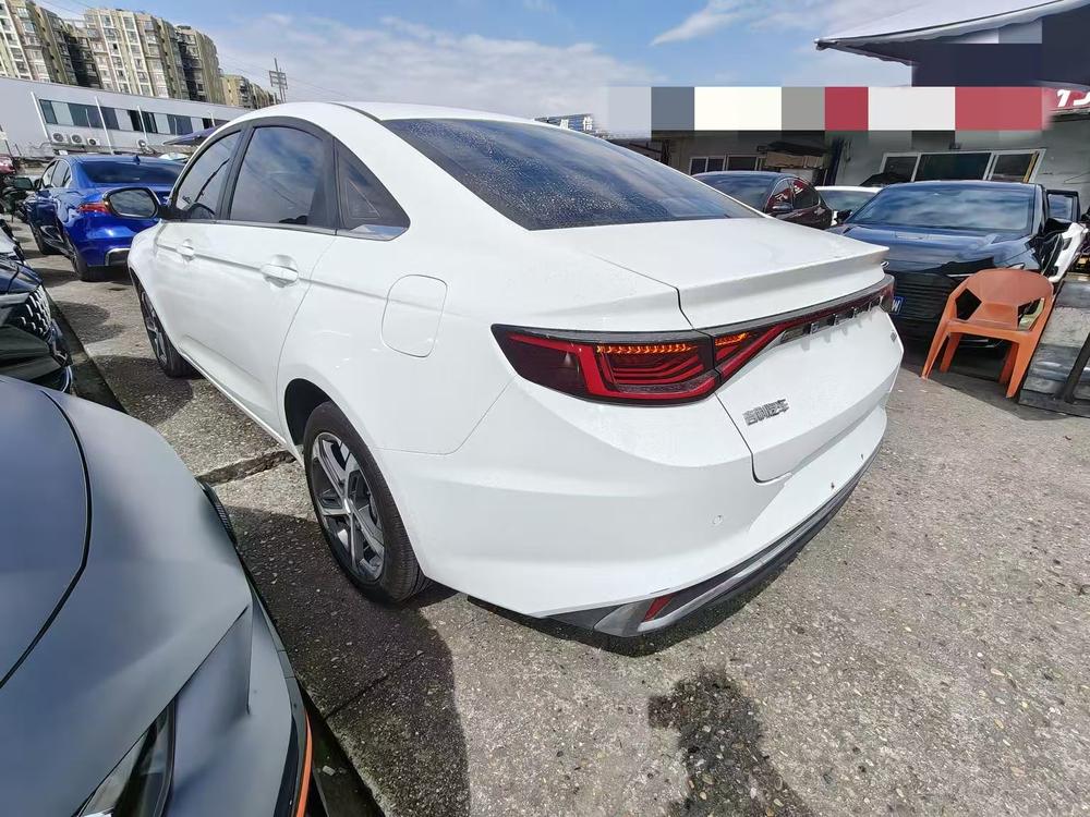 Geely Emgrand L