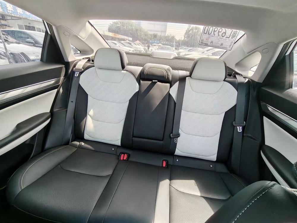 Geely Emgrand L