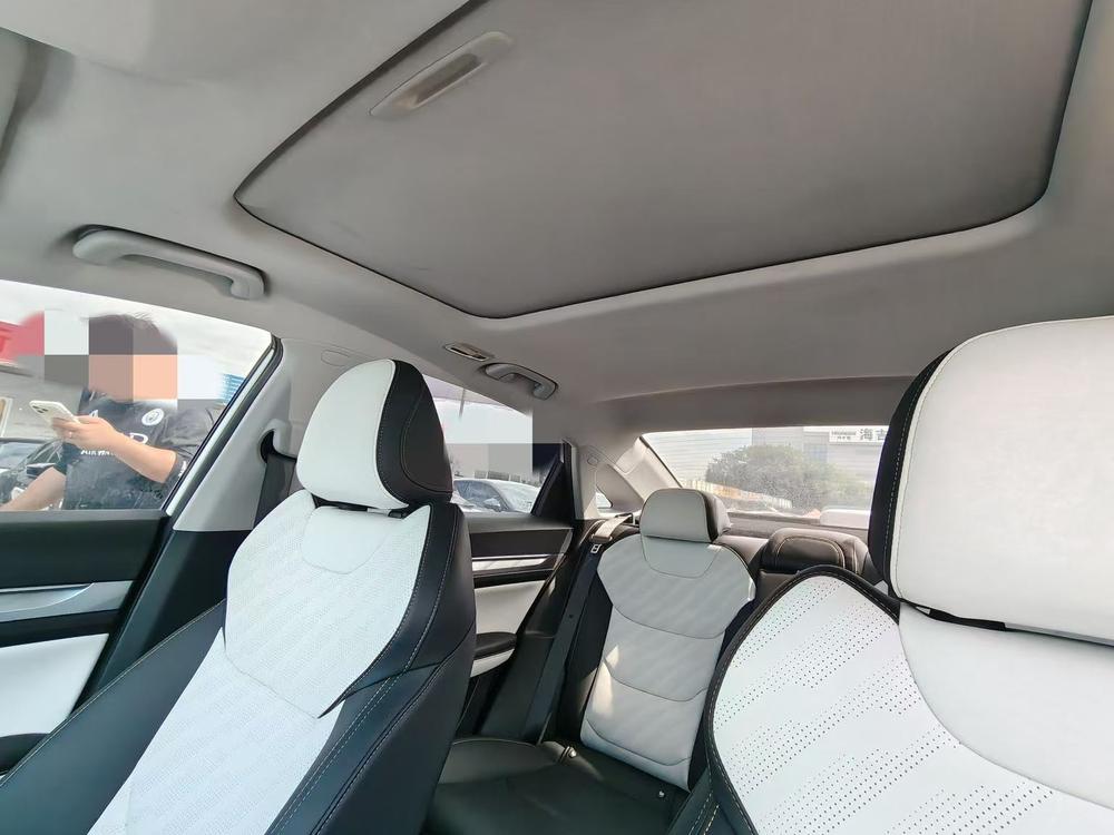 Geely Emgrand L