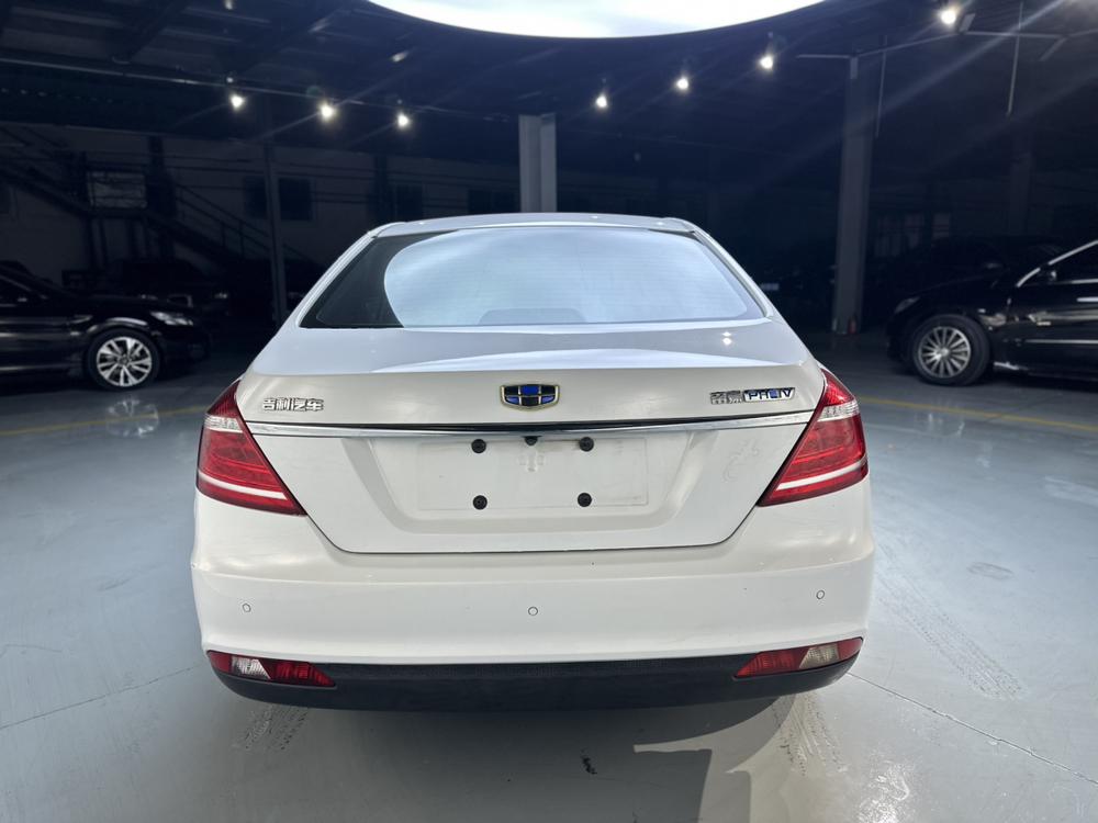 Geely Emgrand PHEV