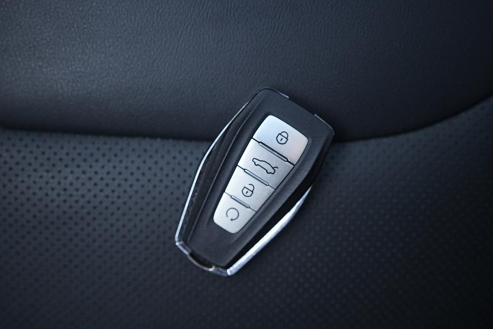 Geely Emgrand S