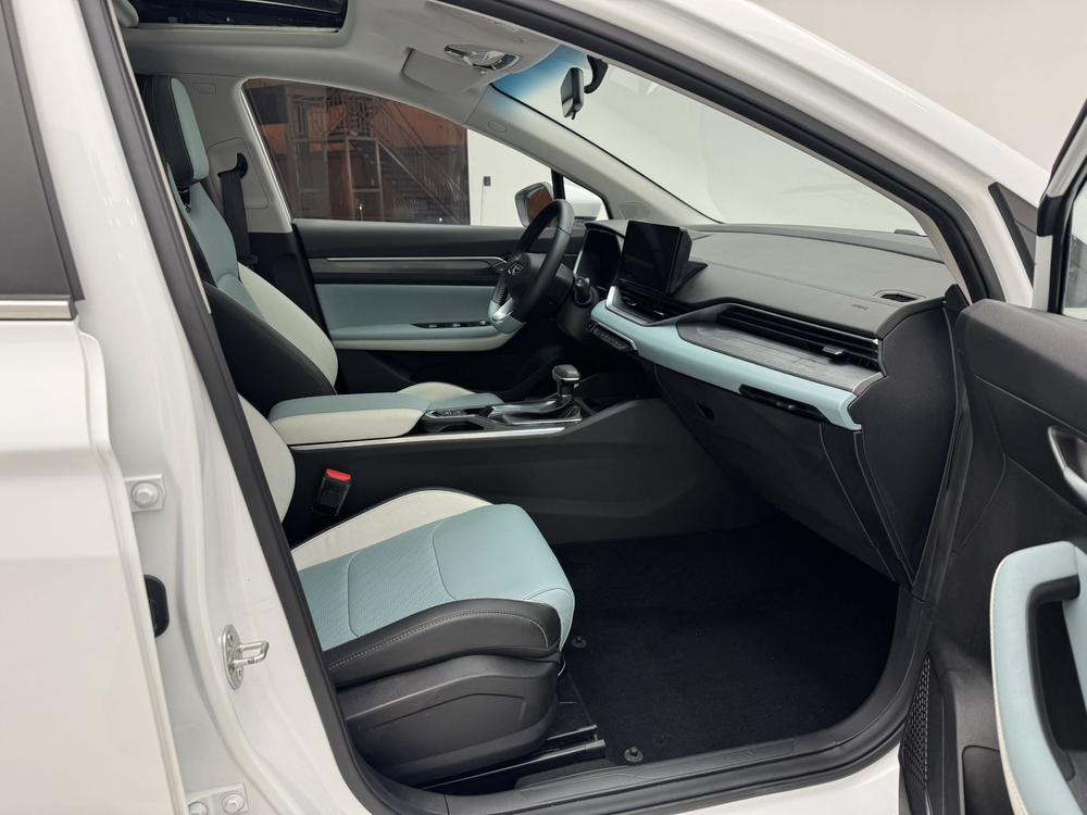 Geely Emgrand S