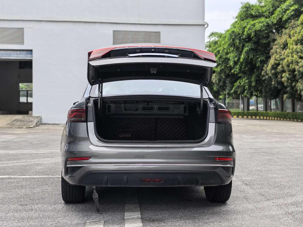 Geely Emgrand
