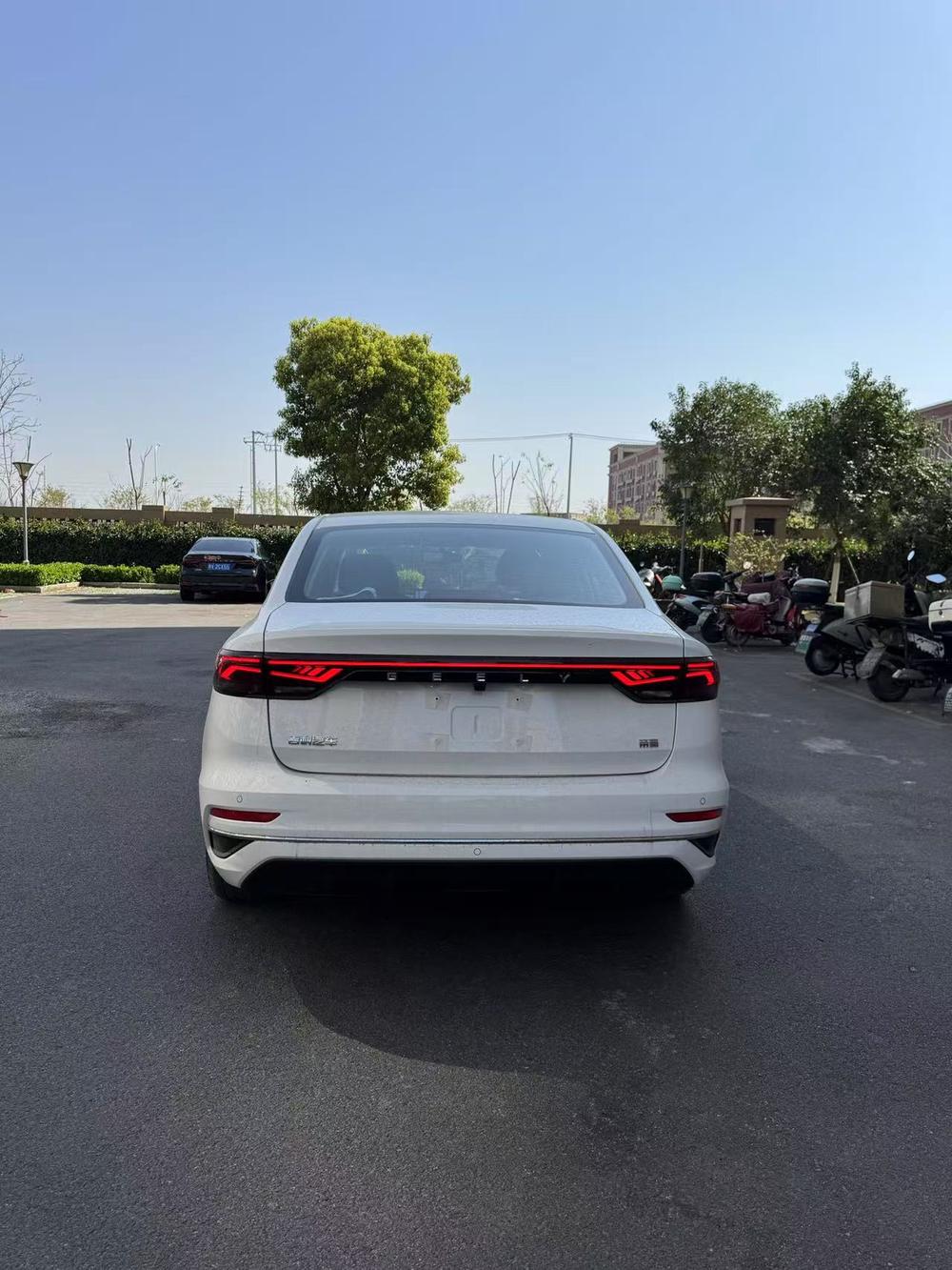 Geely Emgrand