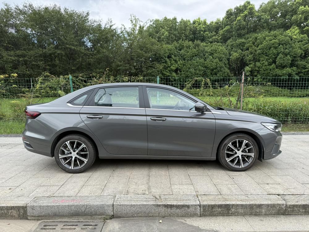 Geely Emgrand