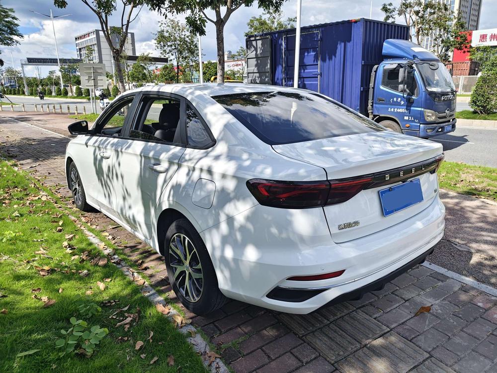 Geely Emgrand