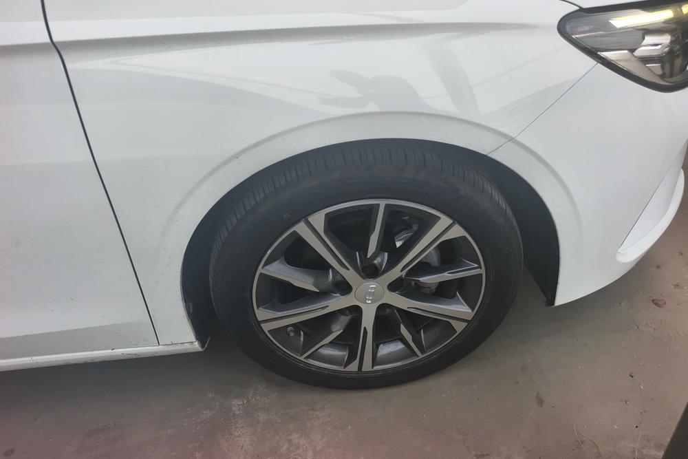 Geely Emgrand
