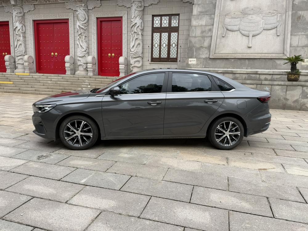 Geely Emgrand