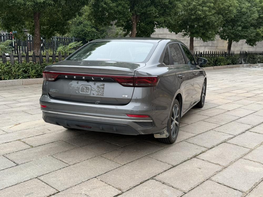 Geely Emgrand