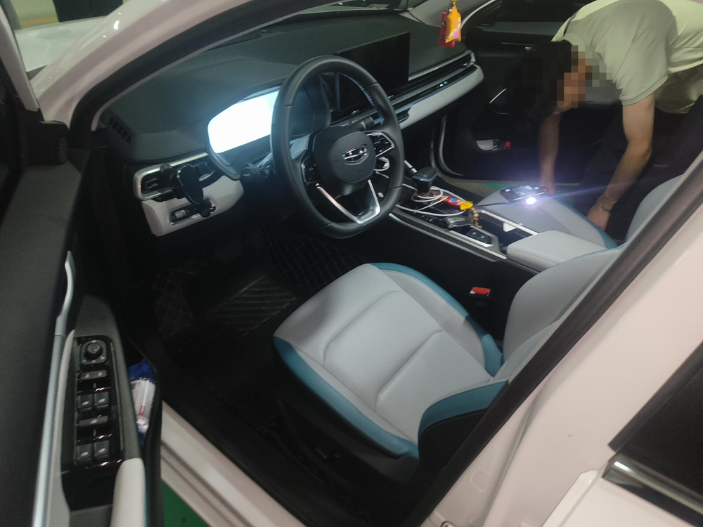 Geely Emgrand