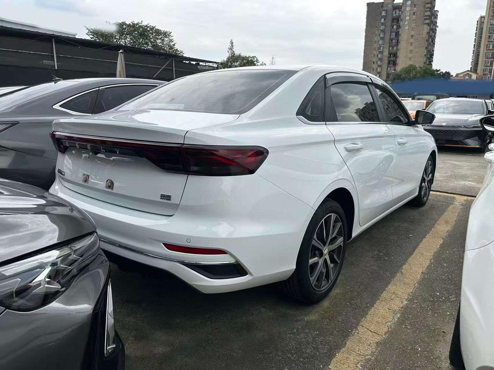 Geely Emgrand