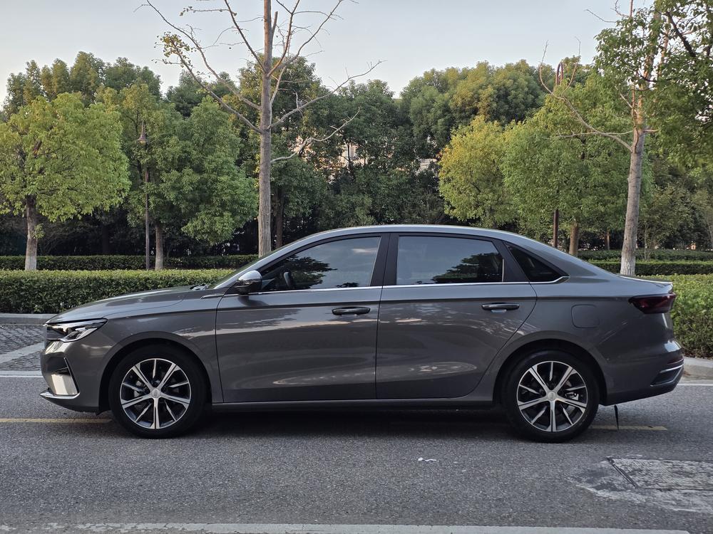 Geely Emgrand