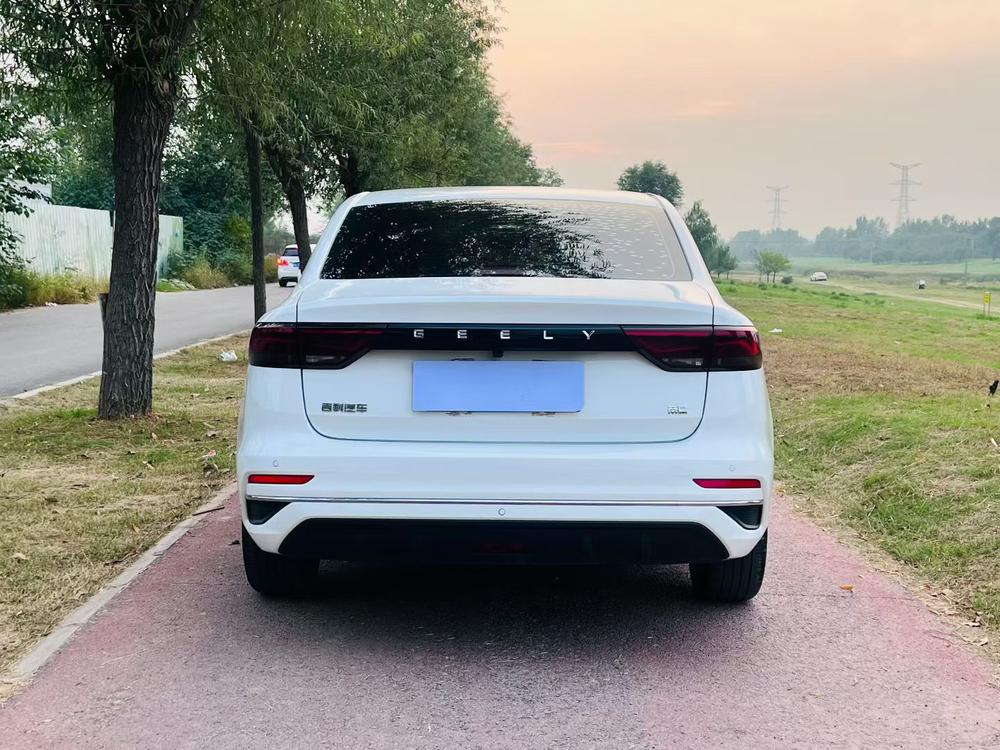 Geely Emgrand