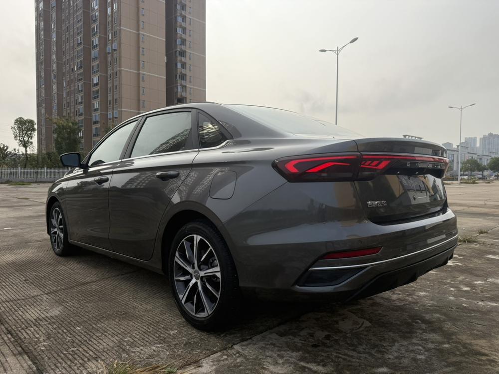 Geely Emgrand
