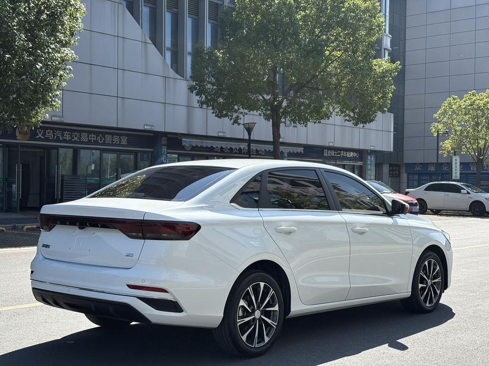 Geely Emgrand