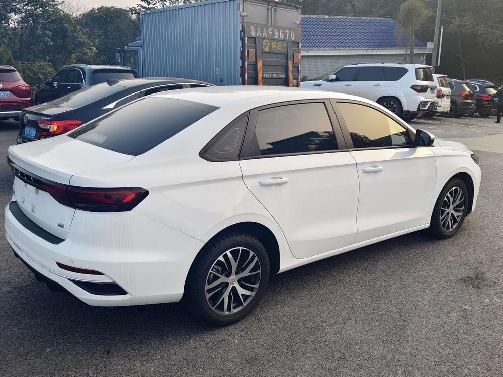 Geely Emgrand